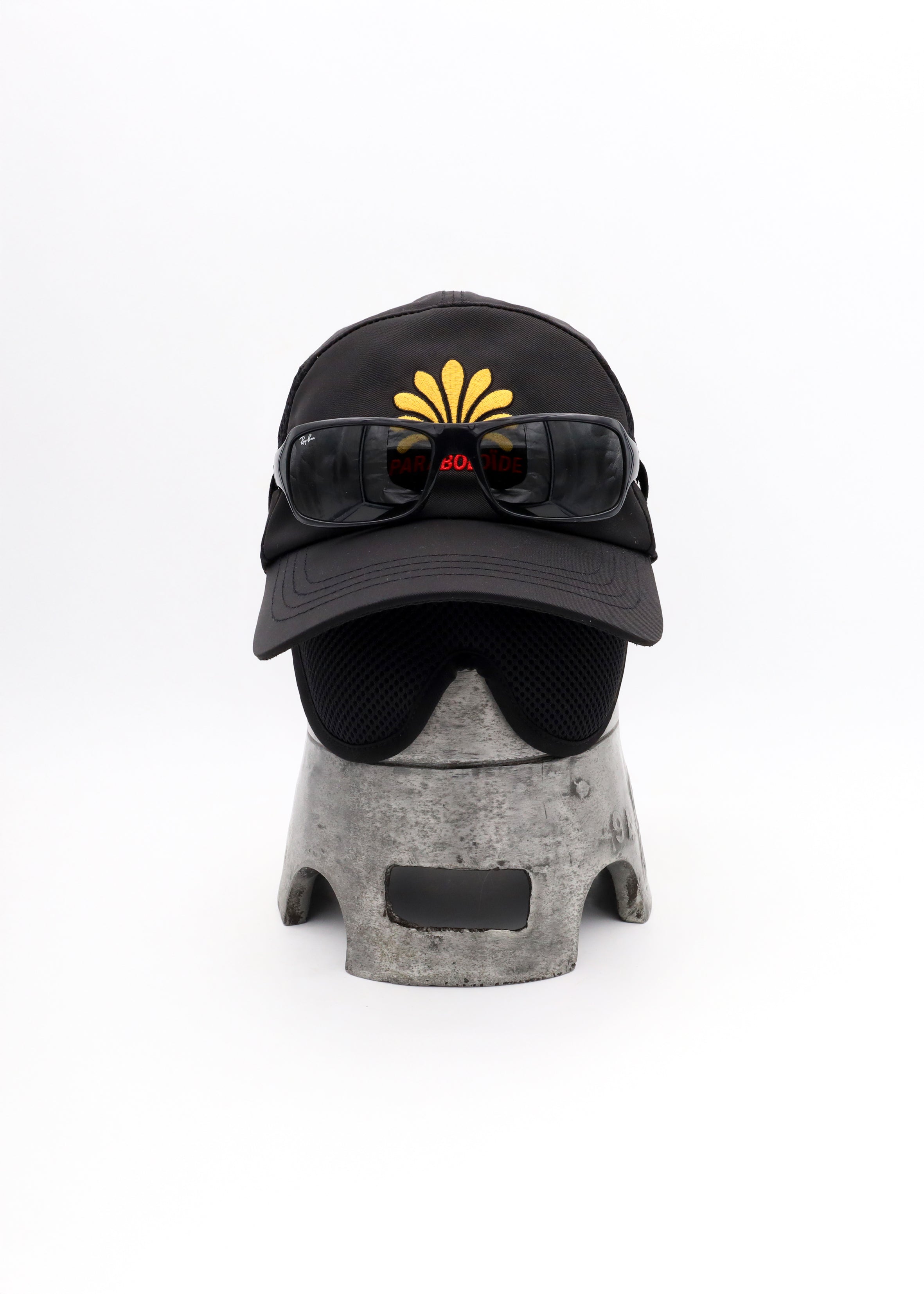 PARABOLOÏDE×NKNIT sun cap PARABOLOÏDE x NKNIT sun cap