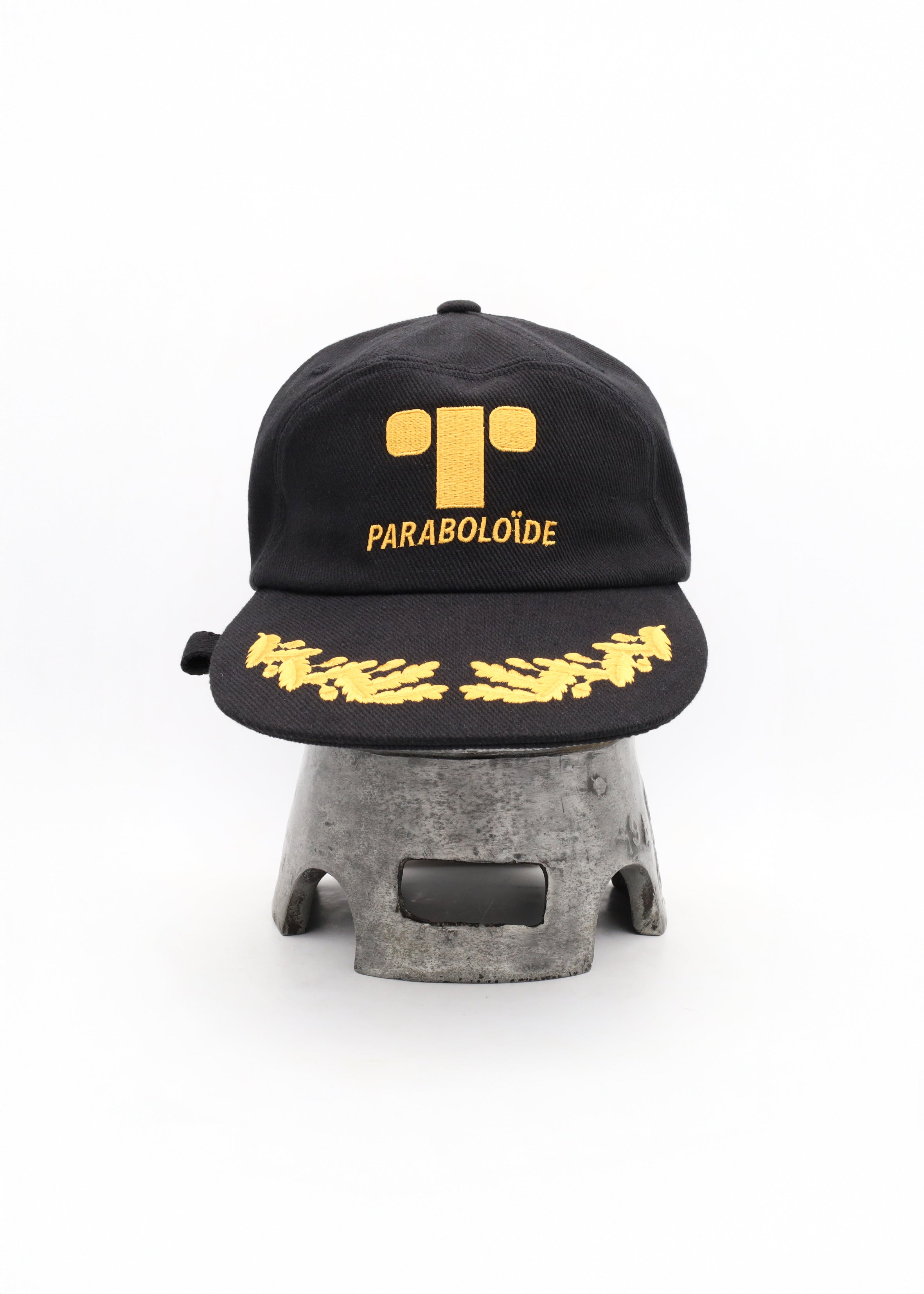 CAPS | PARABOLOIDE